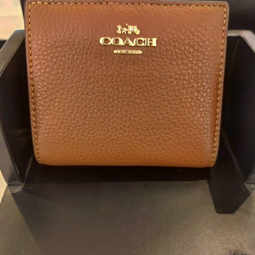 Authentic Coach Snap Wallet